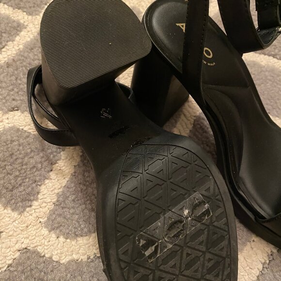 🖤 Chic Black Aldo Pillow Walk Berade Block Heels - Picture 5 of 7